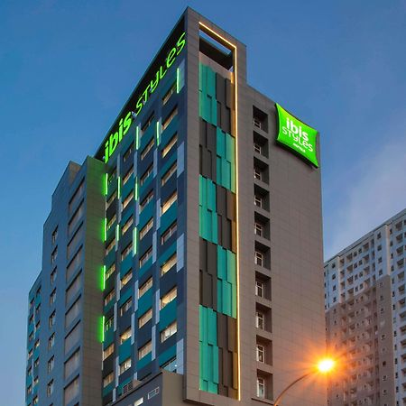 Ibis Styles Bekasi Jatibening Hotel Exterior photo