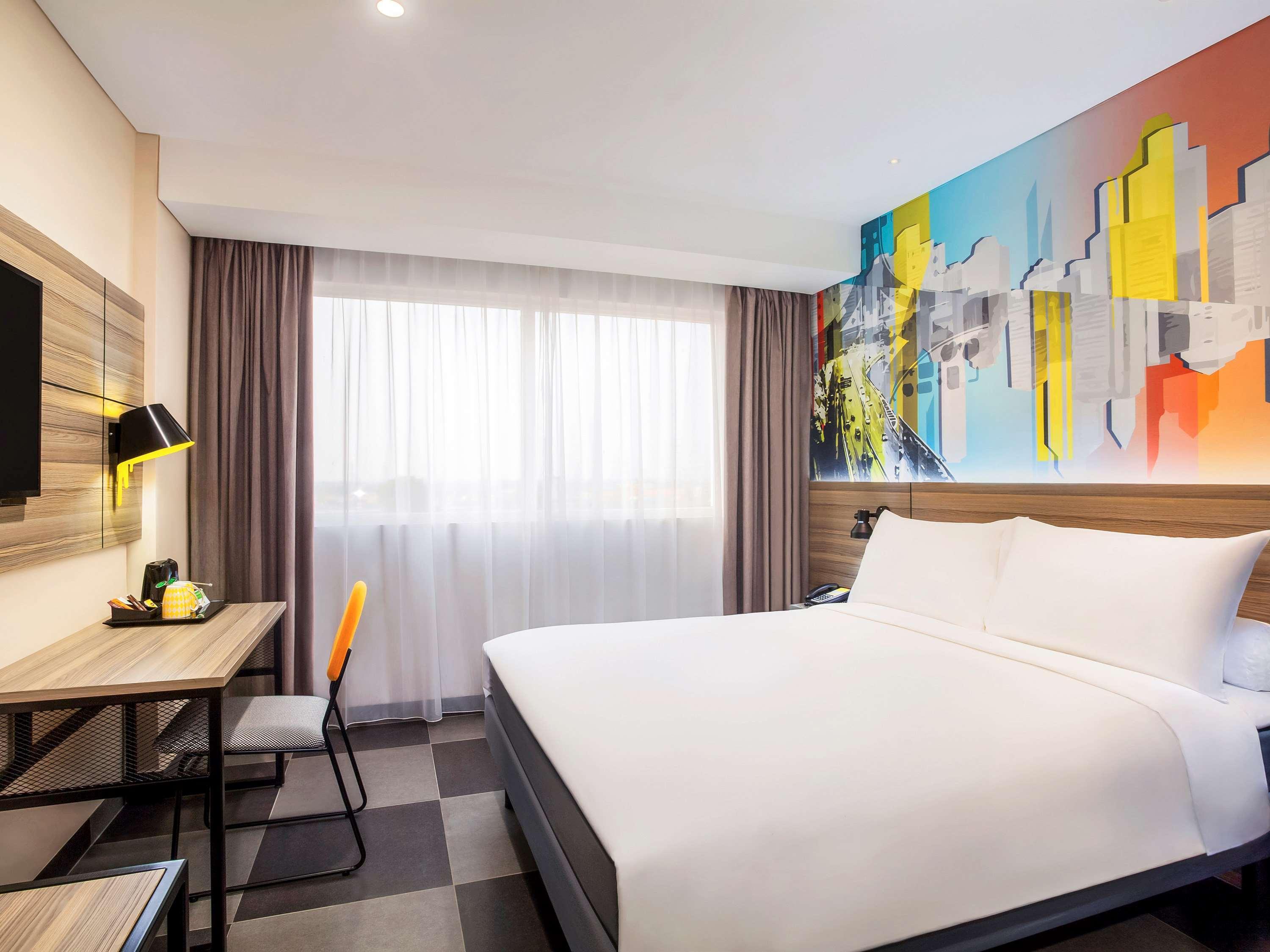 Ibis Styles Bekasi Jatibening Hotel Exterior photo