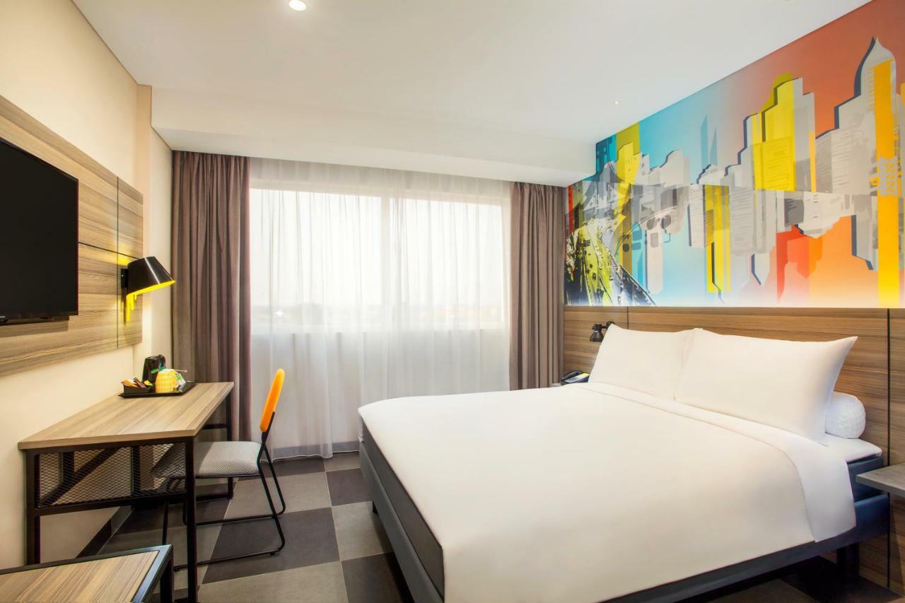 Ibis Styles Bekasi Jatibening Hotel Exterior photo